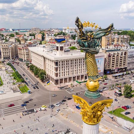 Maidan Palace Hotel Kiev Esterno foto
