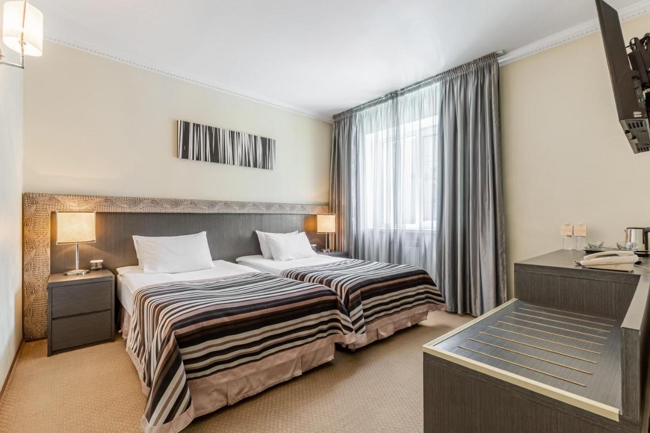Maidan Palace Hotel Kiev Esterno foto