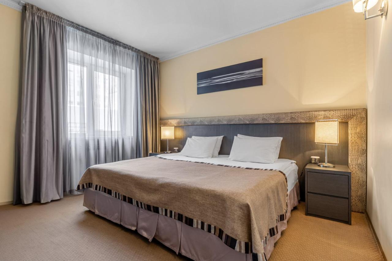 Maidan Palace Hotel Kiev Esterno foto